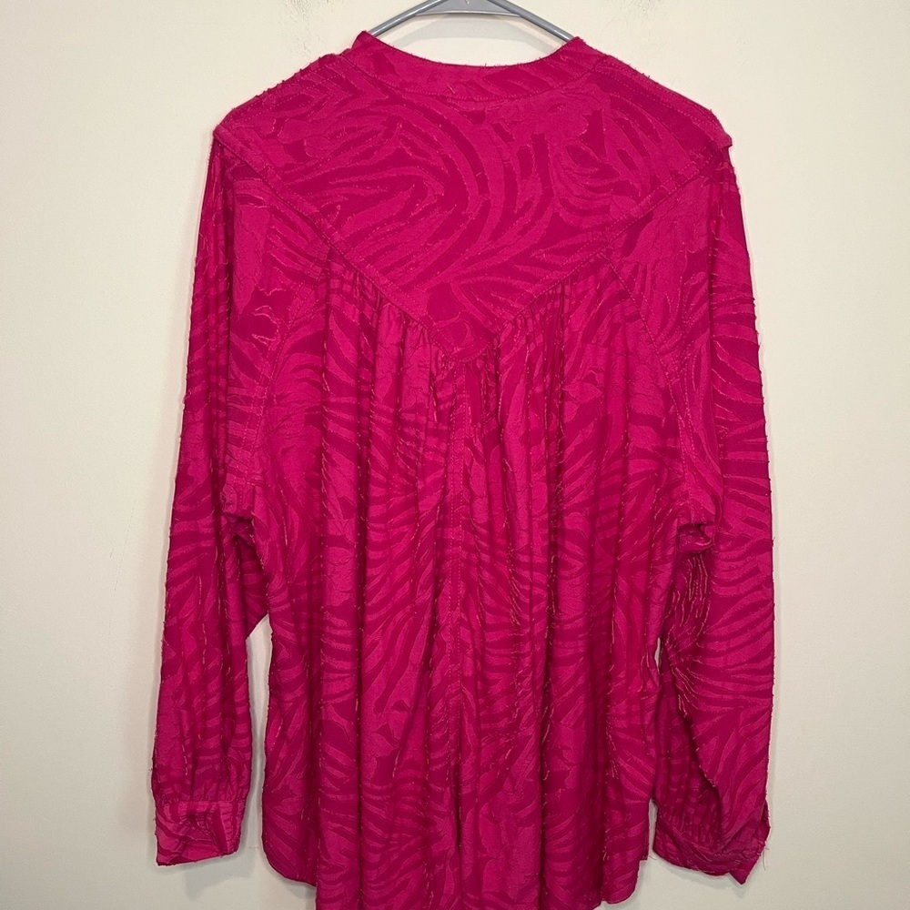 Free People Can't Stop Dreaming Button
Down Tunic - Medium (Runs Large) - Picture 8 of 11